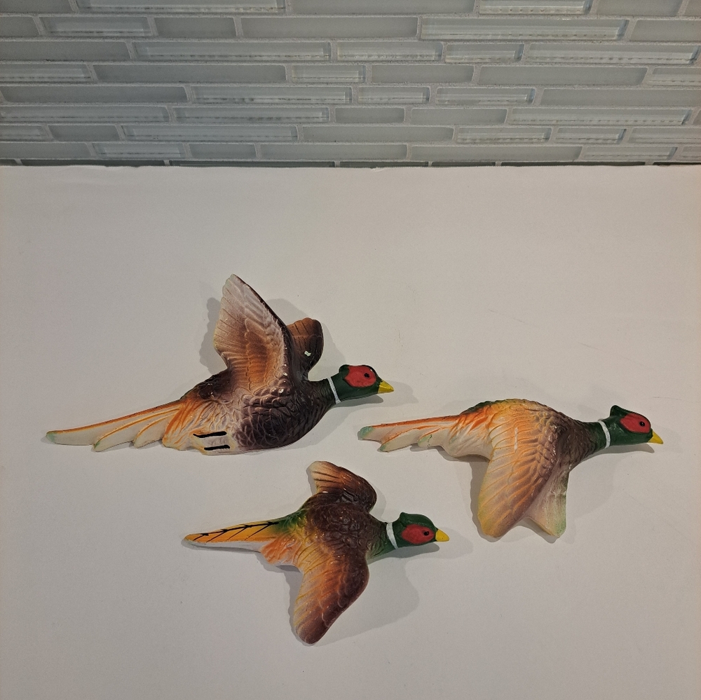 3 Vtg PHEASANTS Chalk Ware Hanging Wall Decor Japan